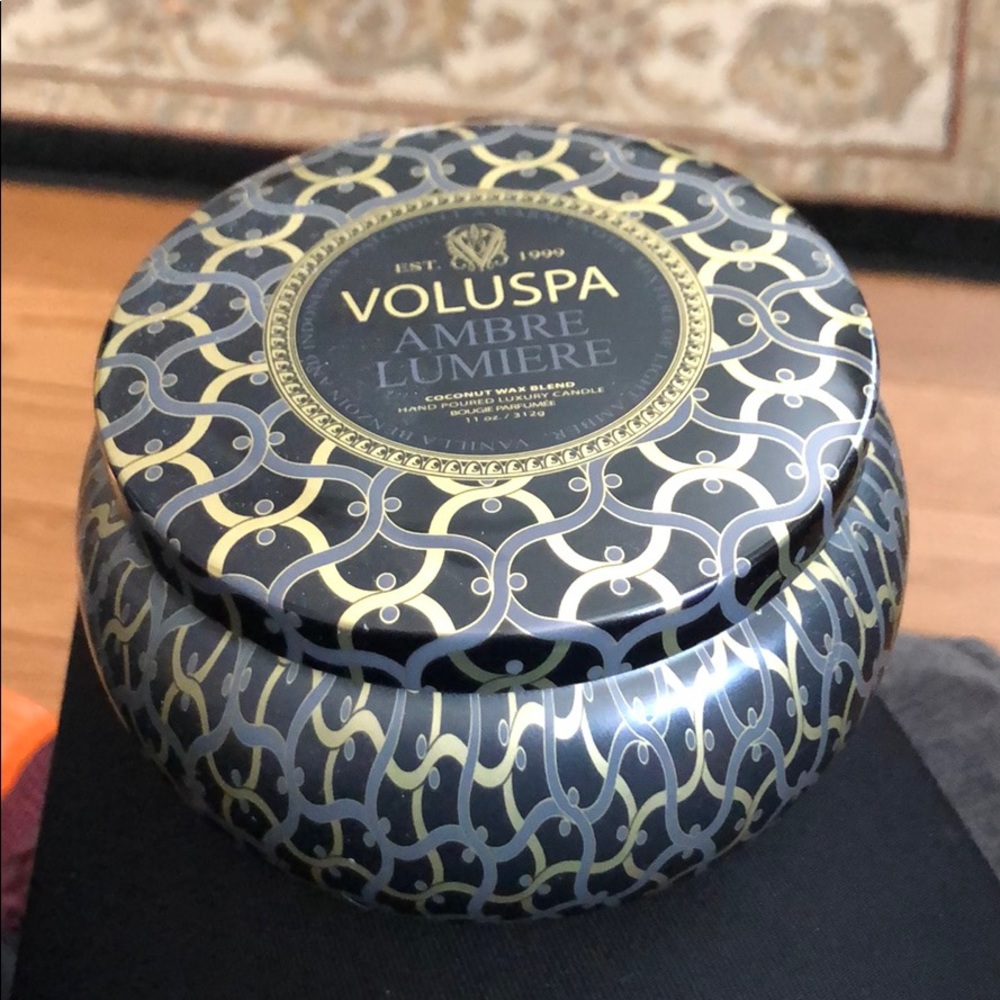 Voluspa luxury candle